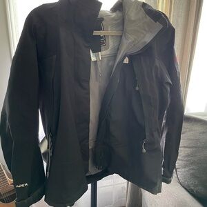 North face summit series jacket M